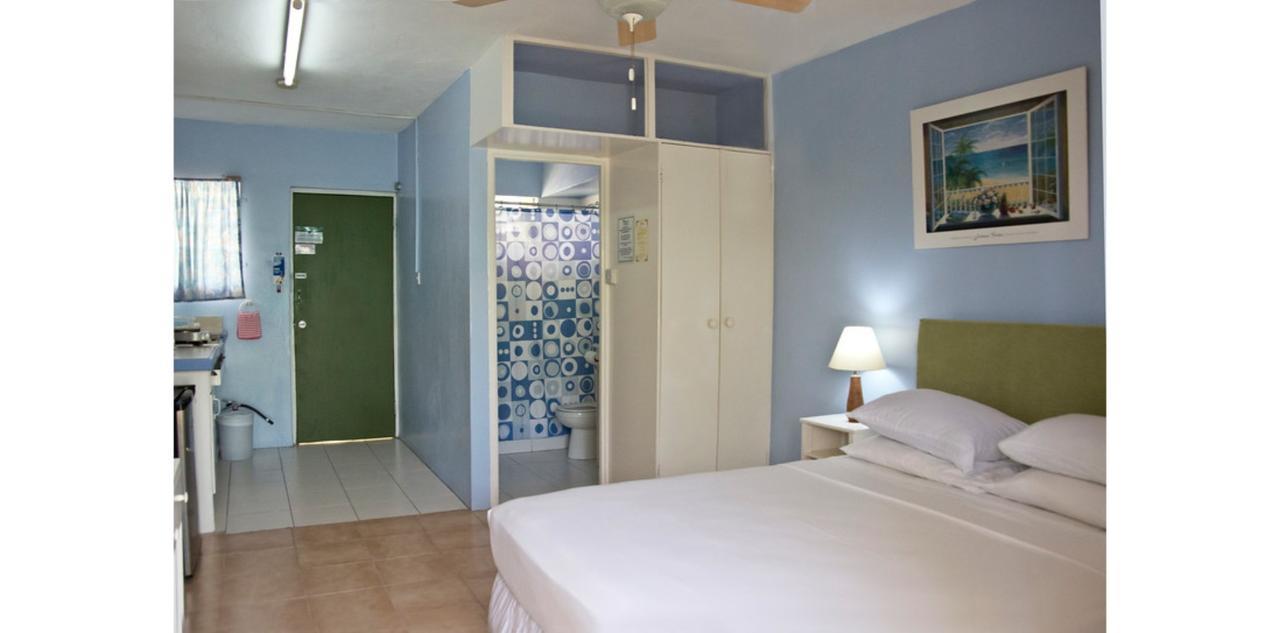 Meridian Inn Крайст Чърч Екстериор снимка