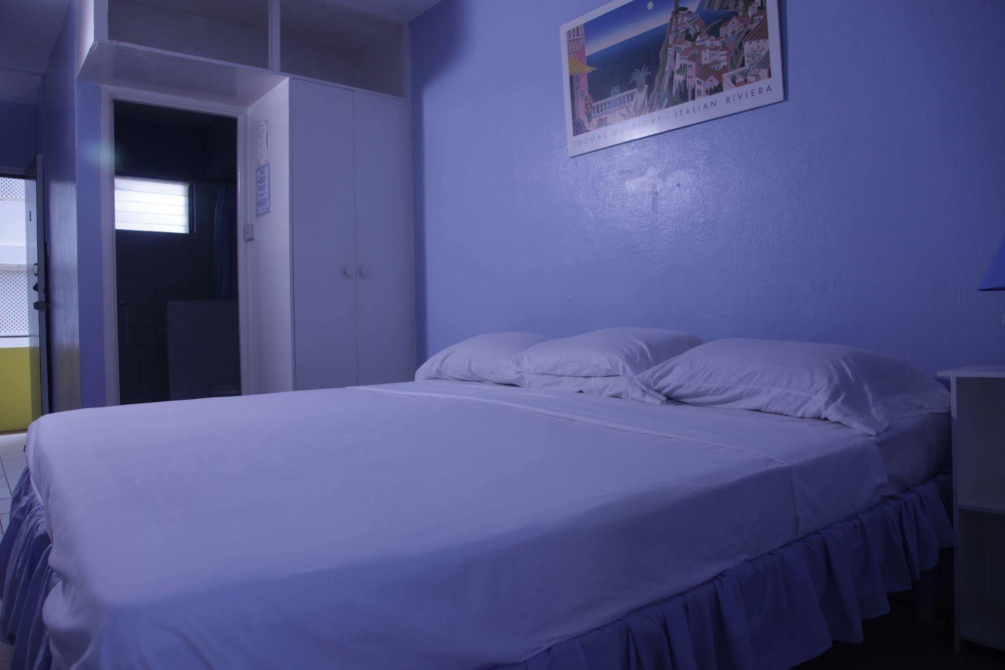 Meridian Inn Крайст Чърч Екстериор снимка
